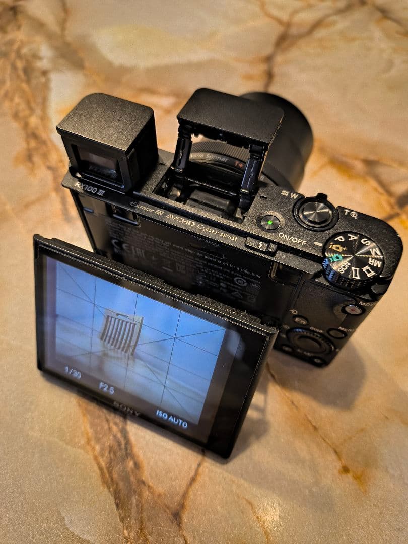 Sony サイバーショット DSC-RX100M3 ※SDカードとケース付き