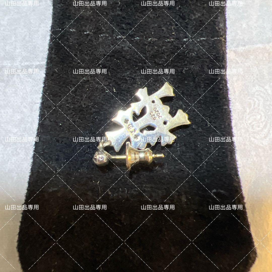 アクセサリー Chrome Hearts Triple CH Cross Pierce