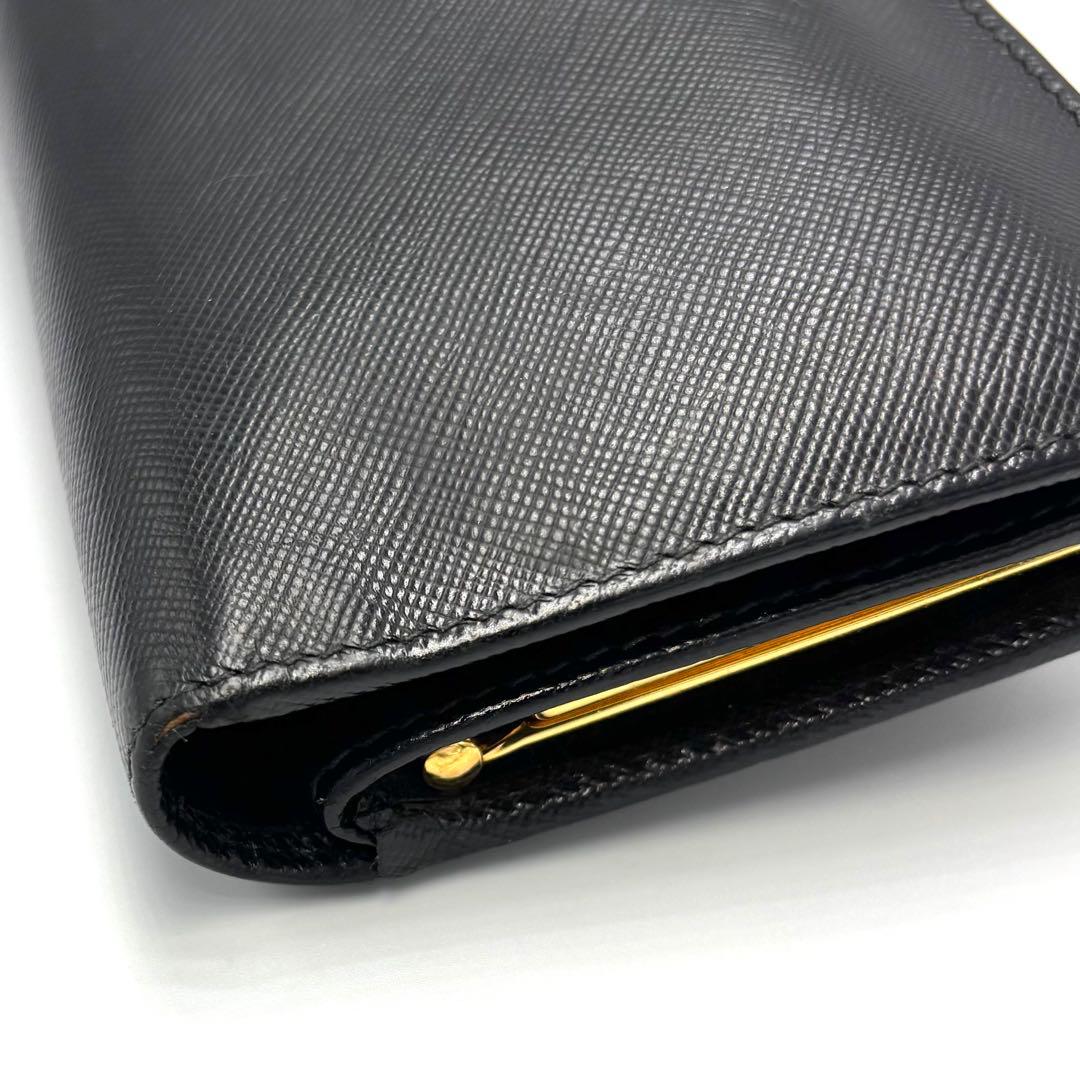 琥珀　　　　PRADA ブラックレザー 長財布　黒　プラダロゴ