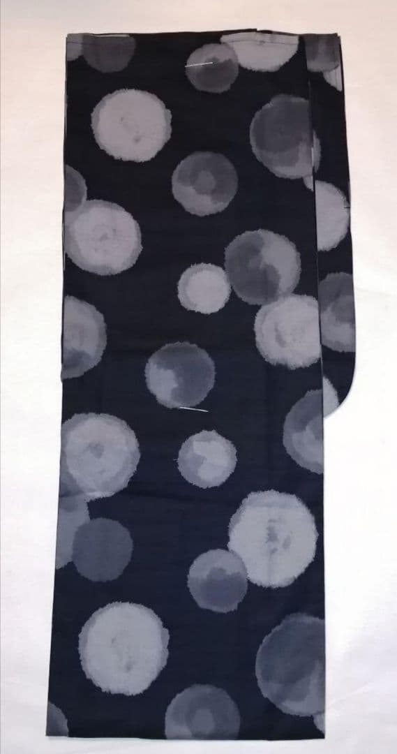★新品.未使用品★墨黒に大きな灰色ドット柄★水玉・大人の浴衣★