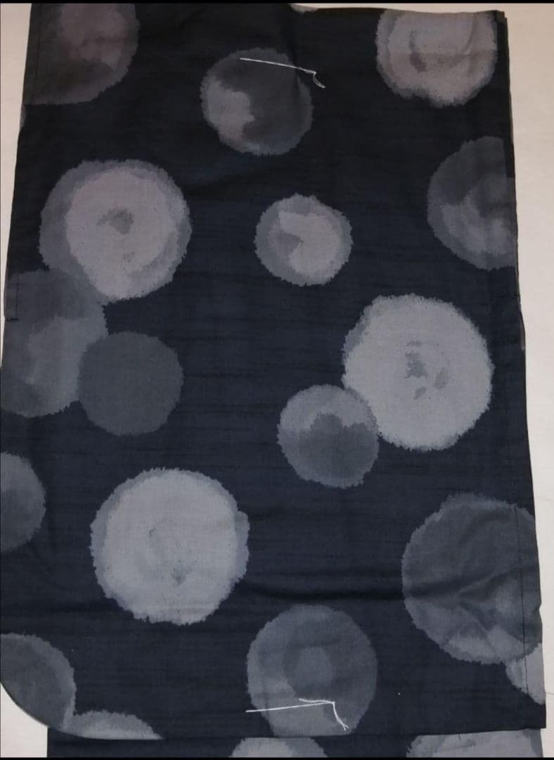 ★新品.未使用品★墨黒に大きな灰色ドット柄★水玉・大人の浴衣★