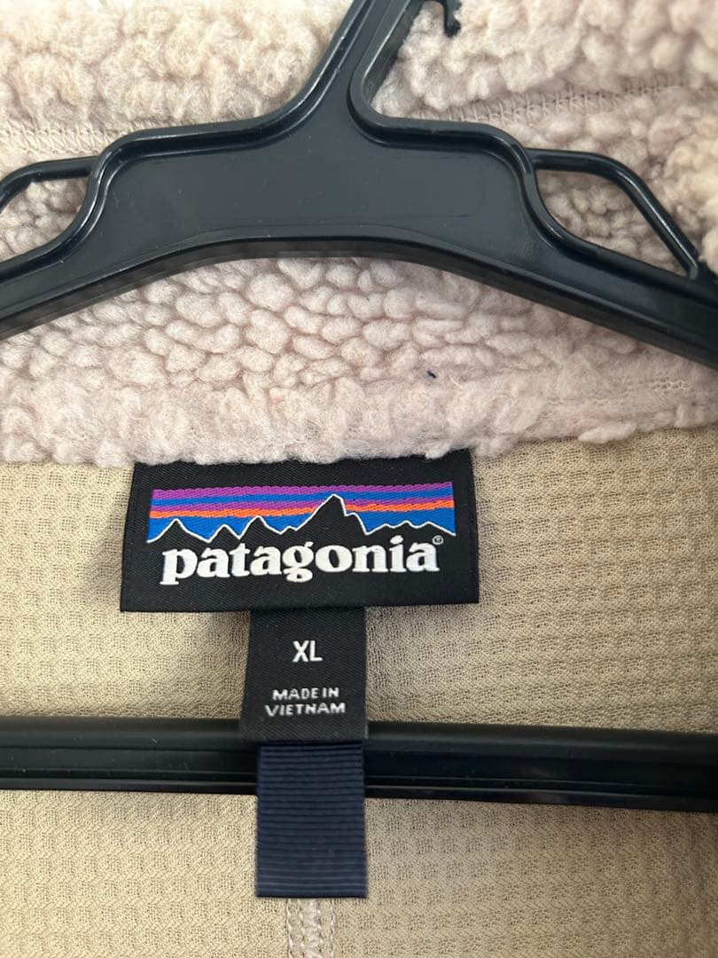 patagonia フリースベスト ベージュ/ブルー