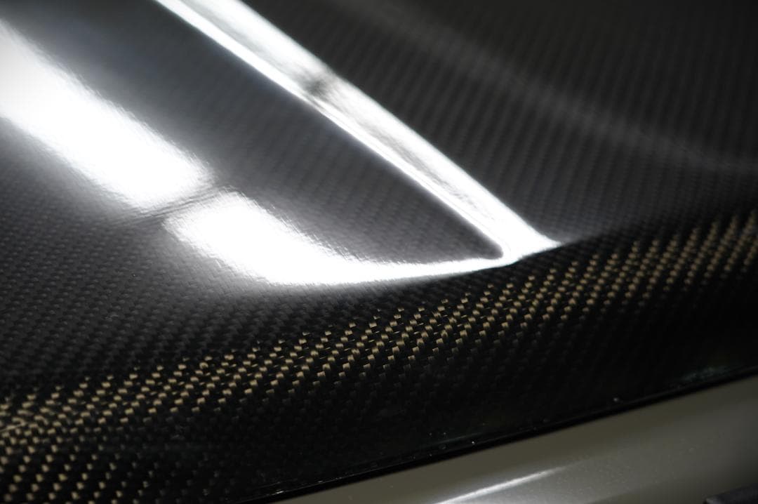 たにけんジムニーブラックカーボンボンネット　JB64　クリアー塗装品