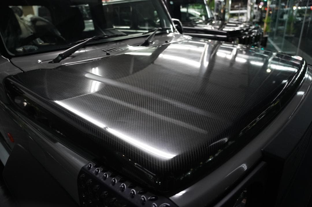 たにけんジムニーブラックカーボンボンネット　JB64　クリアー塗装品