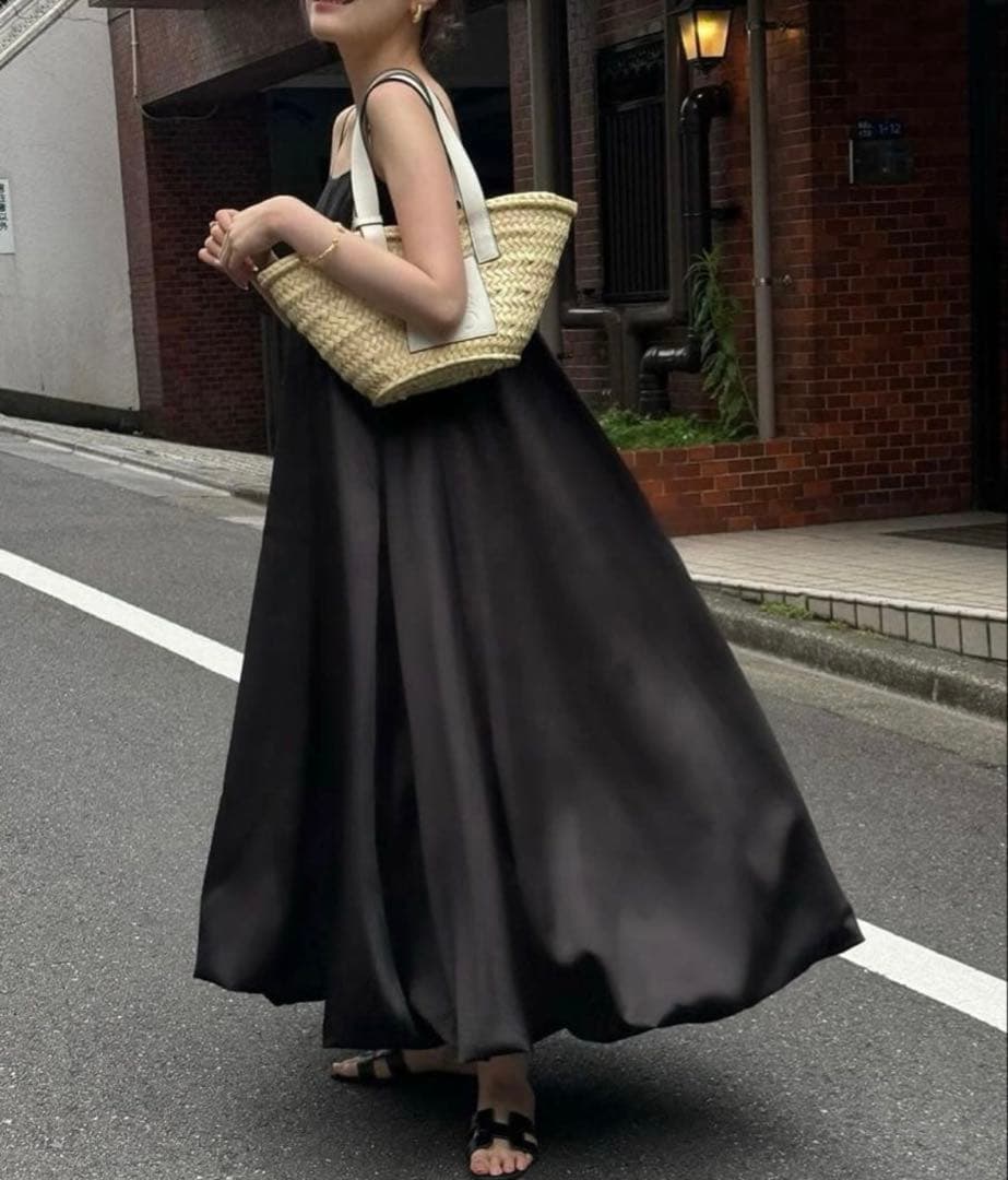 【最終お値下げ】THETOE Broome balloon onepiece