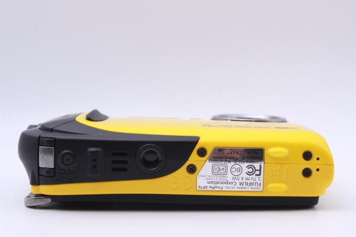 【美品】フジ FUJIFILM FinePix XP70 防水【動作確認済み】