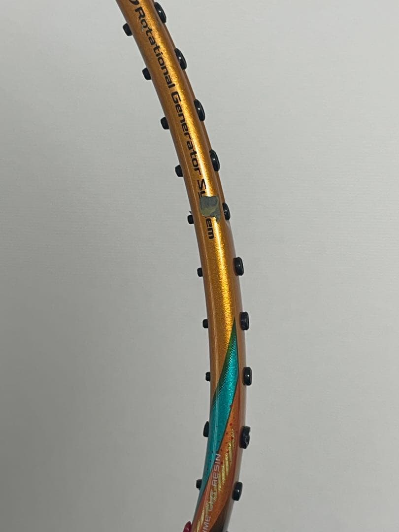 バドミントンラケット アストロクス88Dゲーム　4UG5