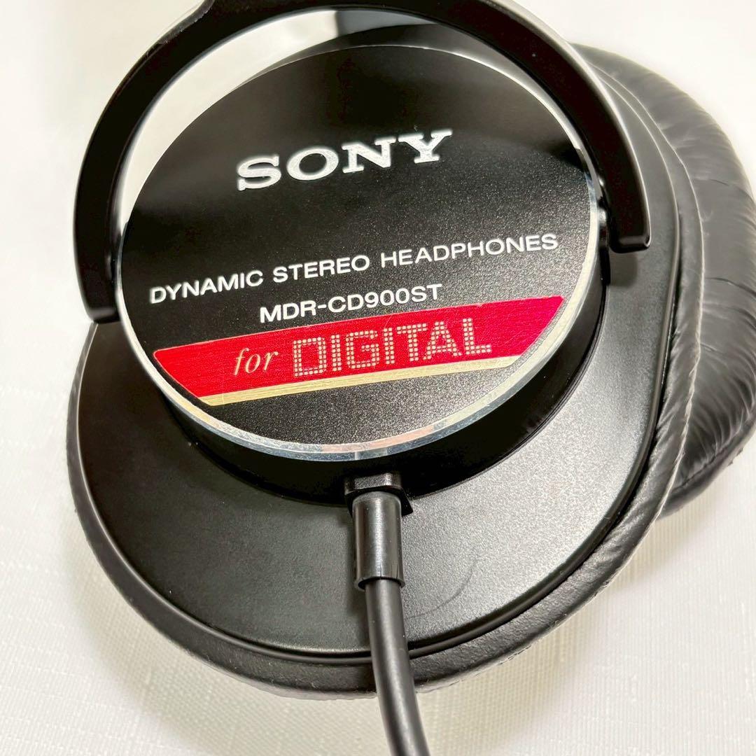 SONY 有線 密閉型スタジオモニターヘッドホン MDR-CD900ST