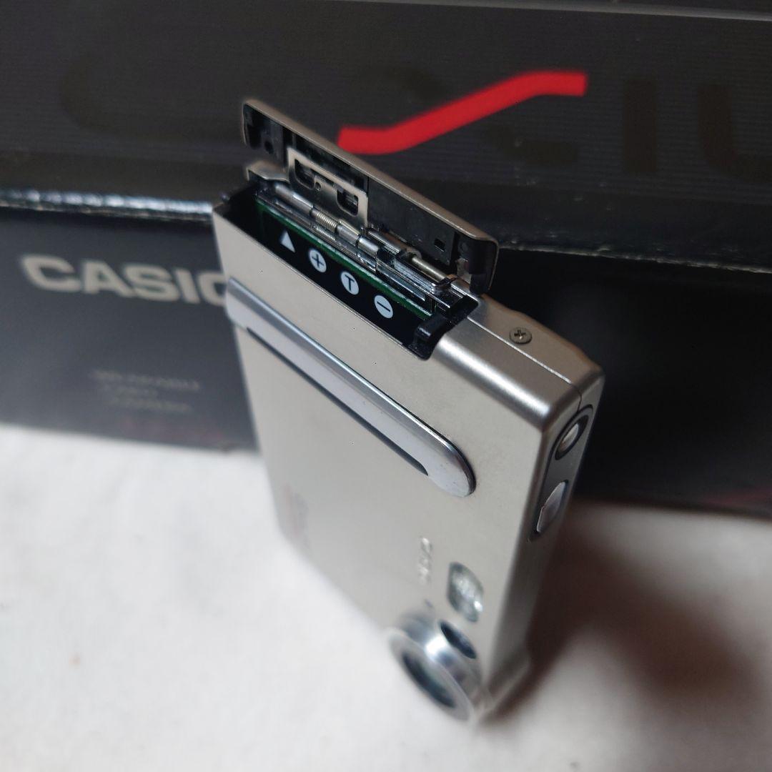 CASIO EX-S2 デジタルカメラ 2.0メガピクセル・箱付き