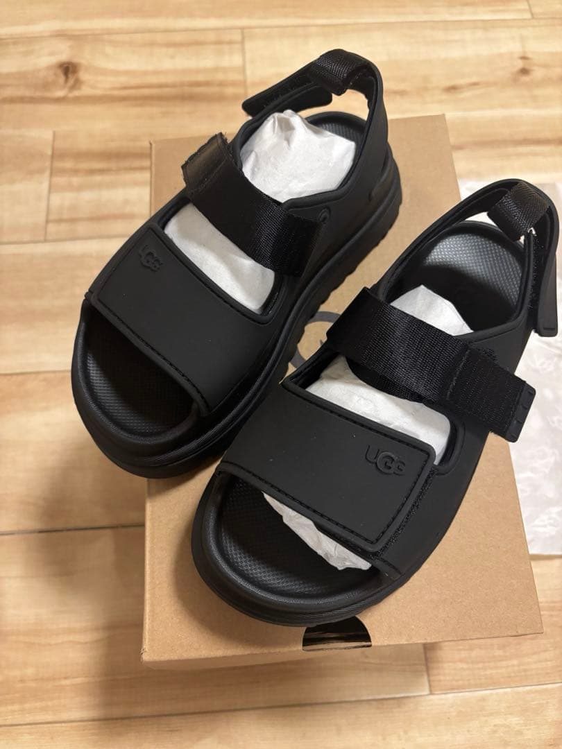 UGG kids 今期ゴールデングロウ　19.5センチ