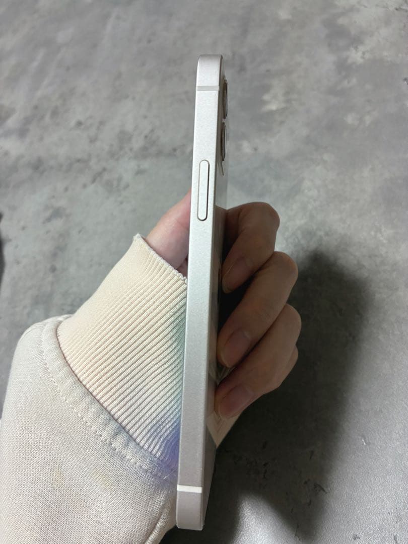 iPhone12 64GB バッテリー残量100% ホワイト SIMフリー