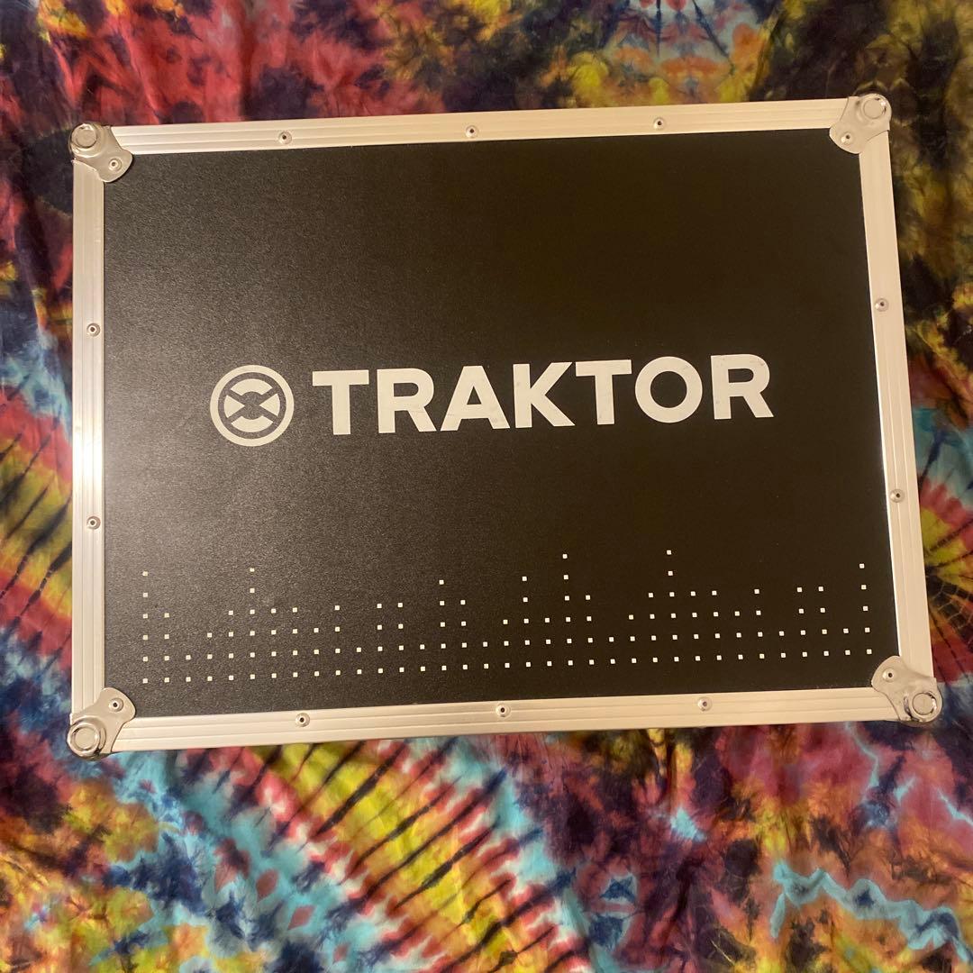 Traktor s5 DJコントローラー　専用ケース付き