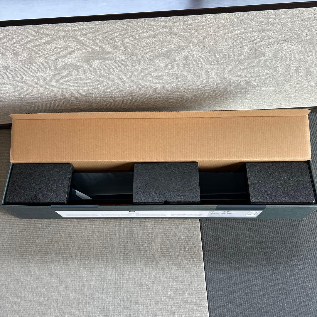 Bose Soundbar 700 本体と付属品