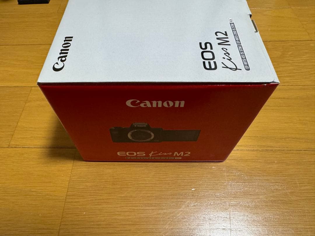 Canon EOS Kiss M2　ダブルズーム