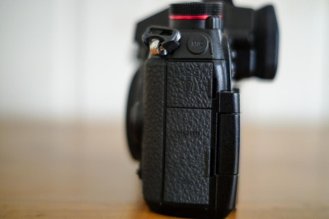 パナソニック LUMIX DC-G9 PRO ボディ