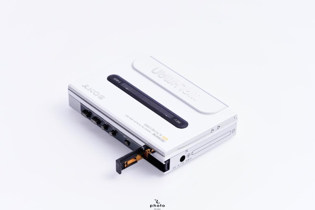 専用 SONY WALKMAN 名機 カセットウォークマン WM-501 W