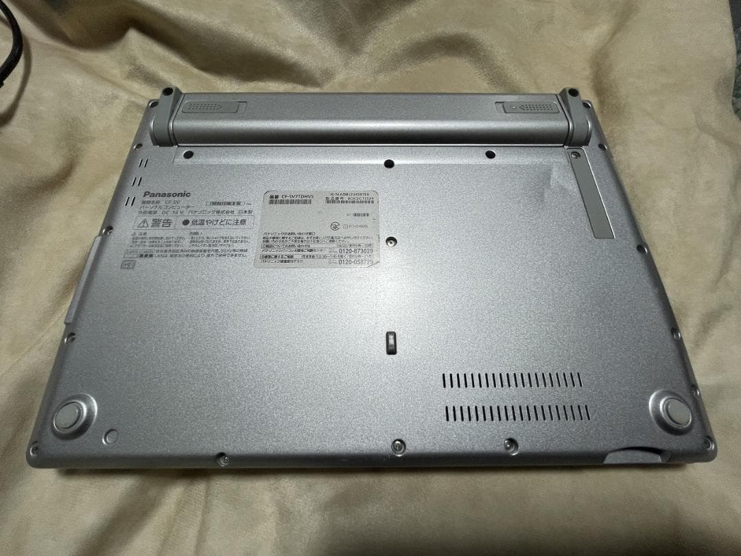 レッツノート CF-SV7 MEM８GB SSD 256GB WIN11 使用品