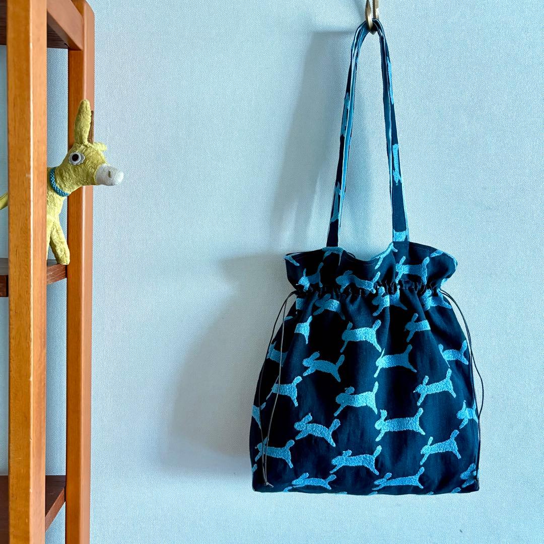 ミナペルホネン生地使用 ✳︎ run run run 巾着バッグ