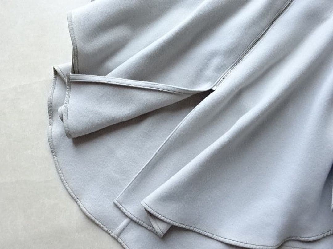 ウィムガゼット　パイピングポンチョ　リバーコート　ケープ