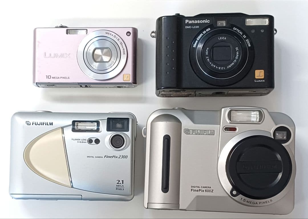 デジタルカメラ4台セット