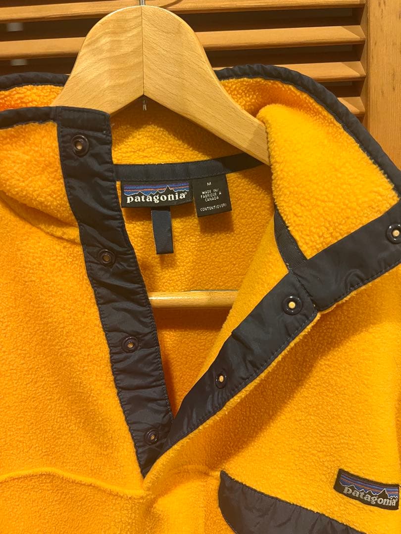 patagonia フリースジャケット Mサイズ イエロー　カナダ製　90s