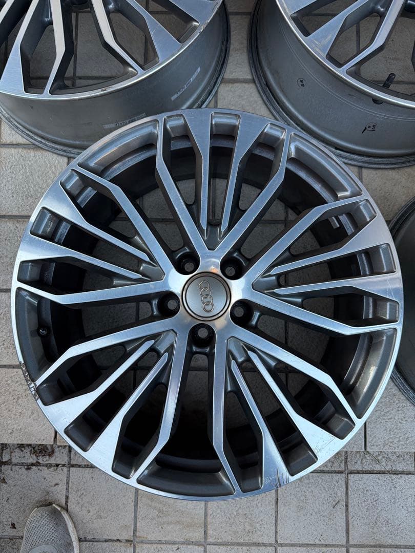 （送料込）鍛造 【軽量】アウディ A6 純正 Sラインパッケージ20インチ4本