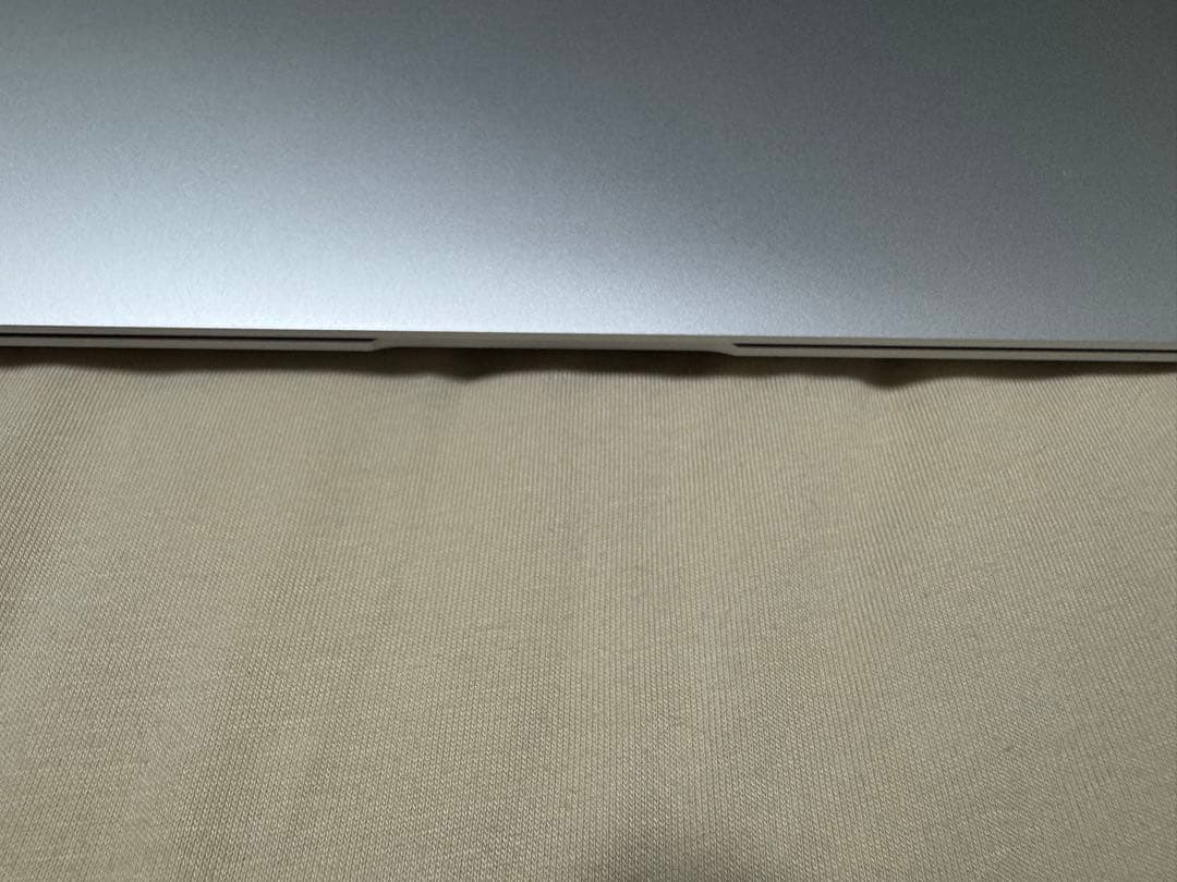 ほぼ未使用品 MacBook Air M1 8GB 256GB シルバー