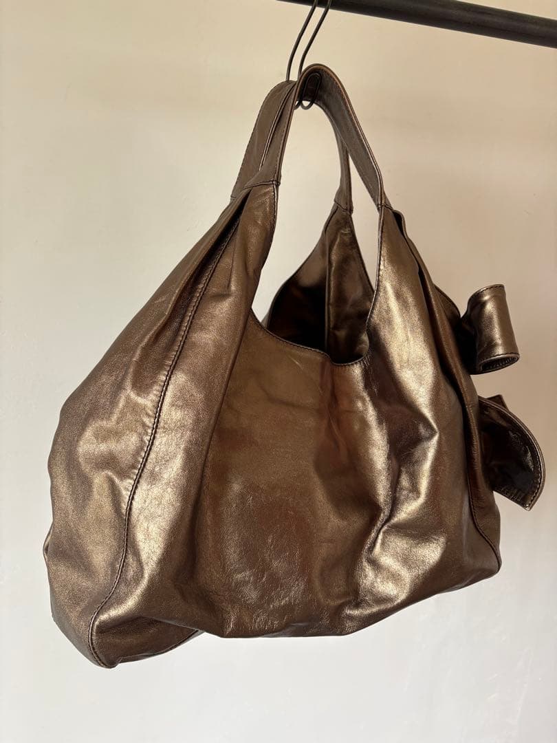 VALENTINOヴァレンティノ ショルダー　バック　ブロンズ　リボン