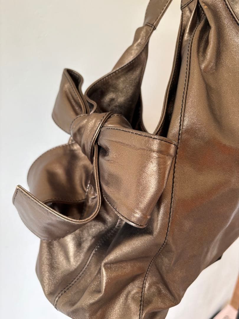 VALENTINOヴァレンティノ ショルダー　バック　ブロンズ　リボン