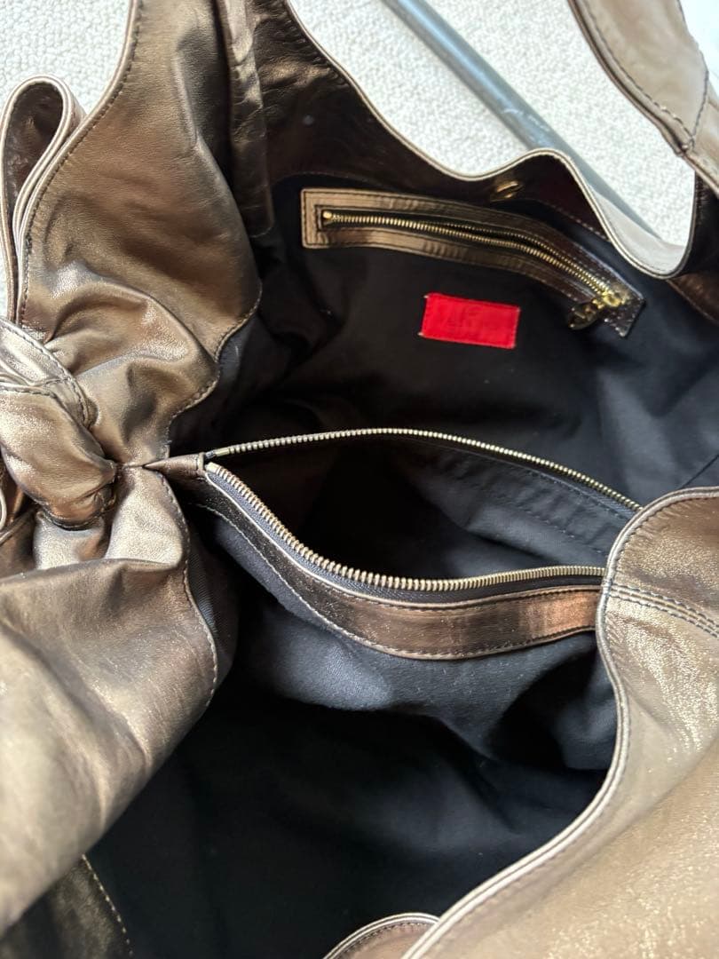 VALENTINOヴァレンティノ ショルダー　バック　ブロンズ　リボン