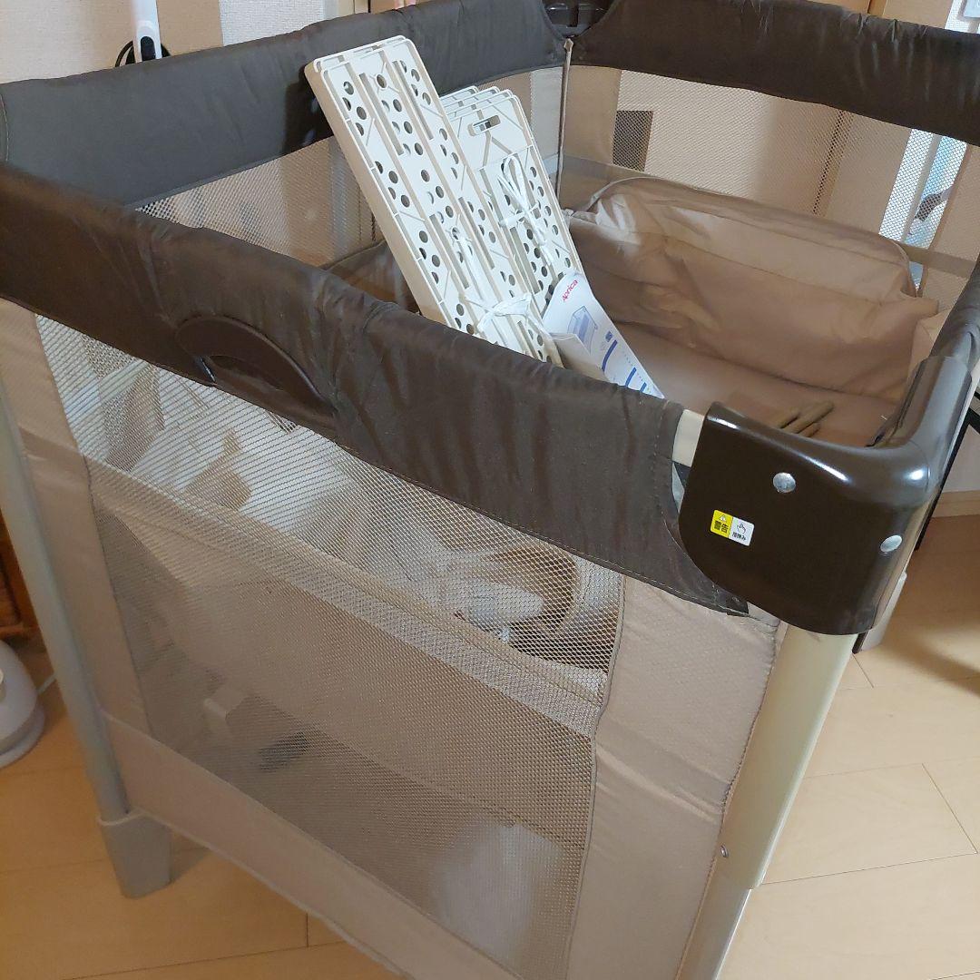 ★引渡し歓迎★ アップリカ　ココネルエアープラス ベビーベッド　折りたたみ