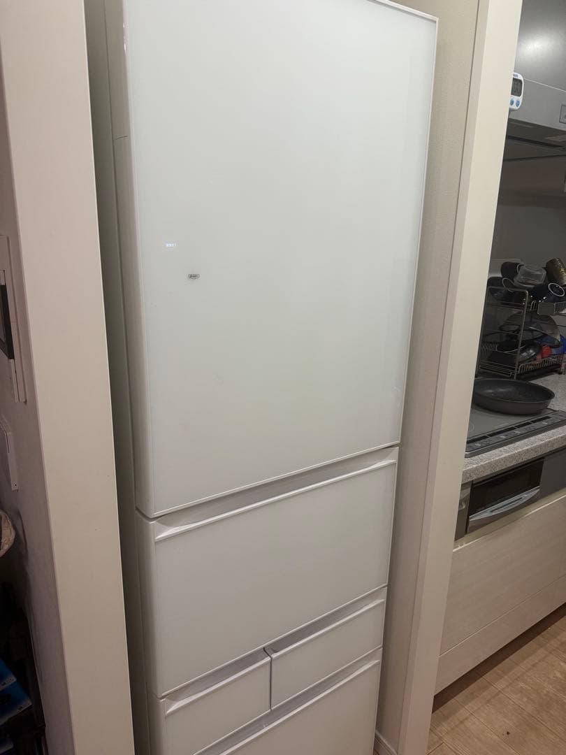 東芝　411L 冷蔵庫 右開き 強化ガラス棚