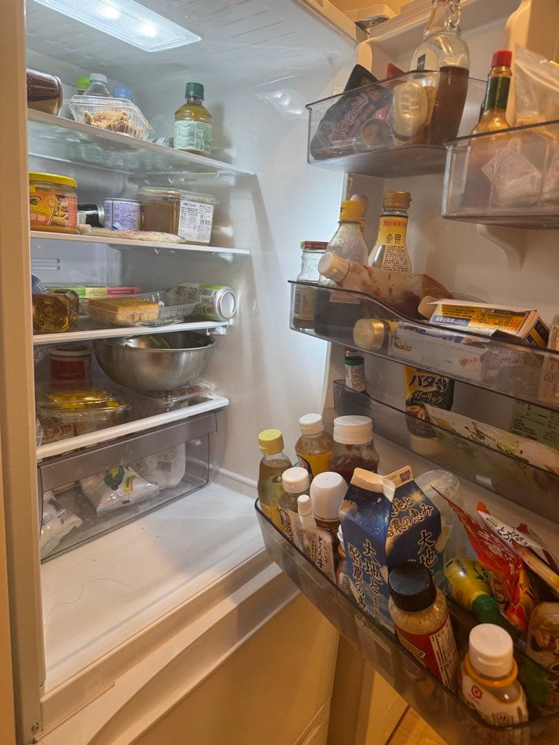 東芝　411L 冷蔵庫 右開き 強化ガラス棚