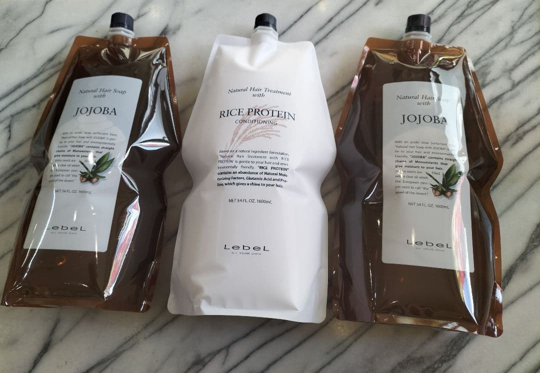 乾燥気味の髪ルベルホホバシャンプー２本ライスプロテン１本