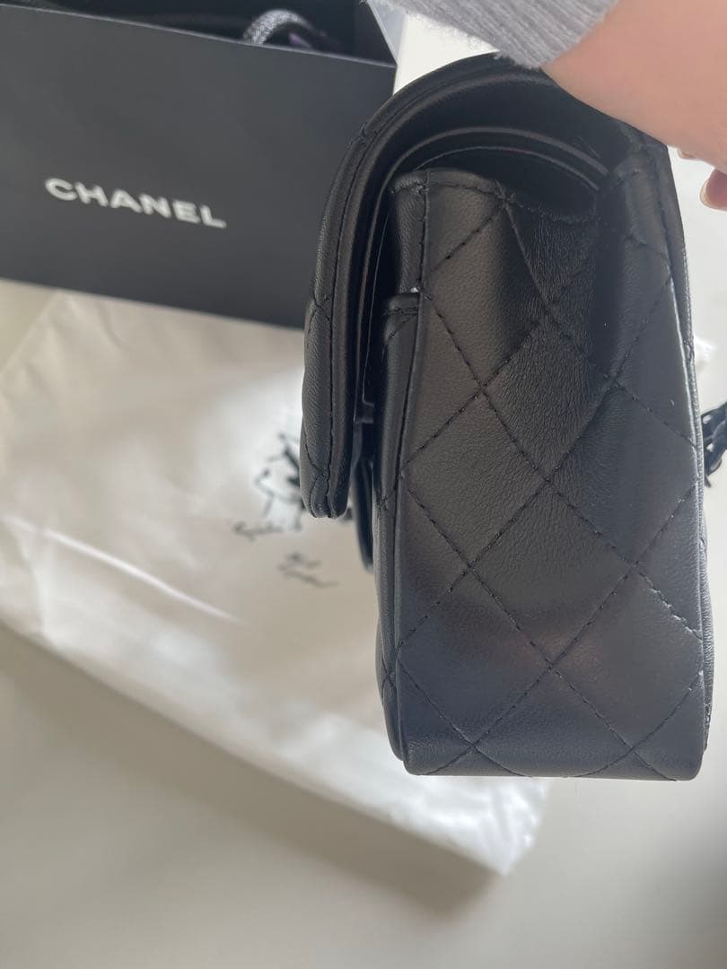 CHANEL ブラック キルティングバッグノベルティ