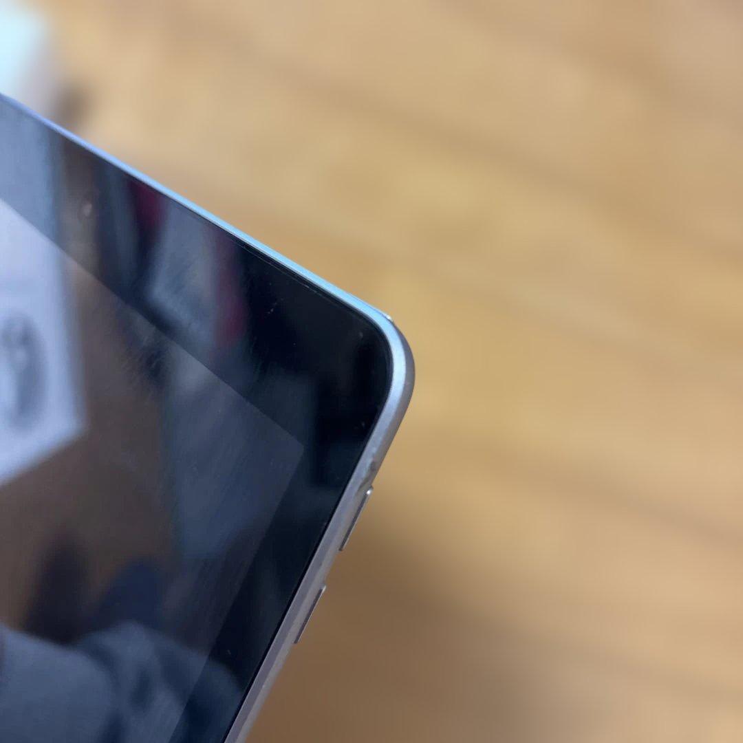 【美品】Apple iPad 第6世代 Wi-Fi 32GB