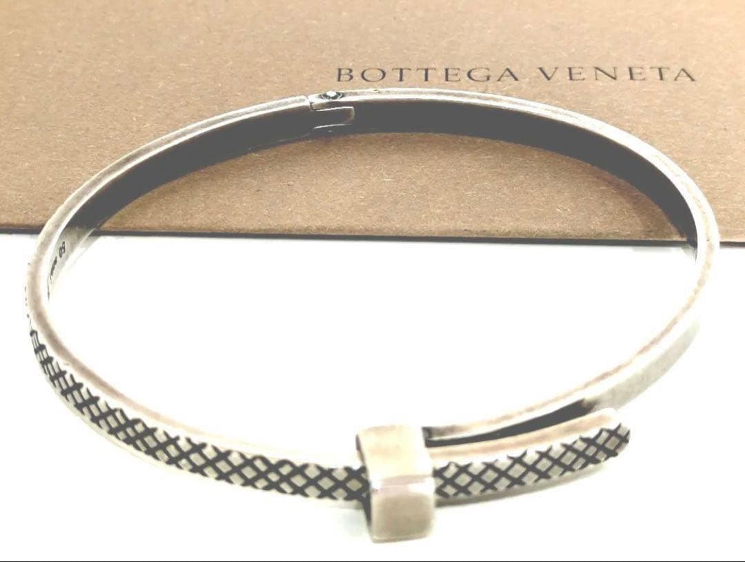 未使用　ボッテガヴェネタ イントレチャート バングル ブレスレット 50th記念