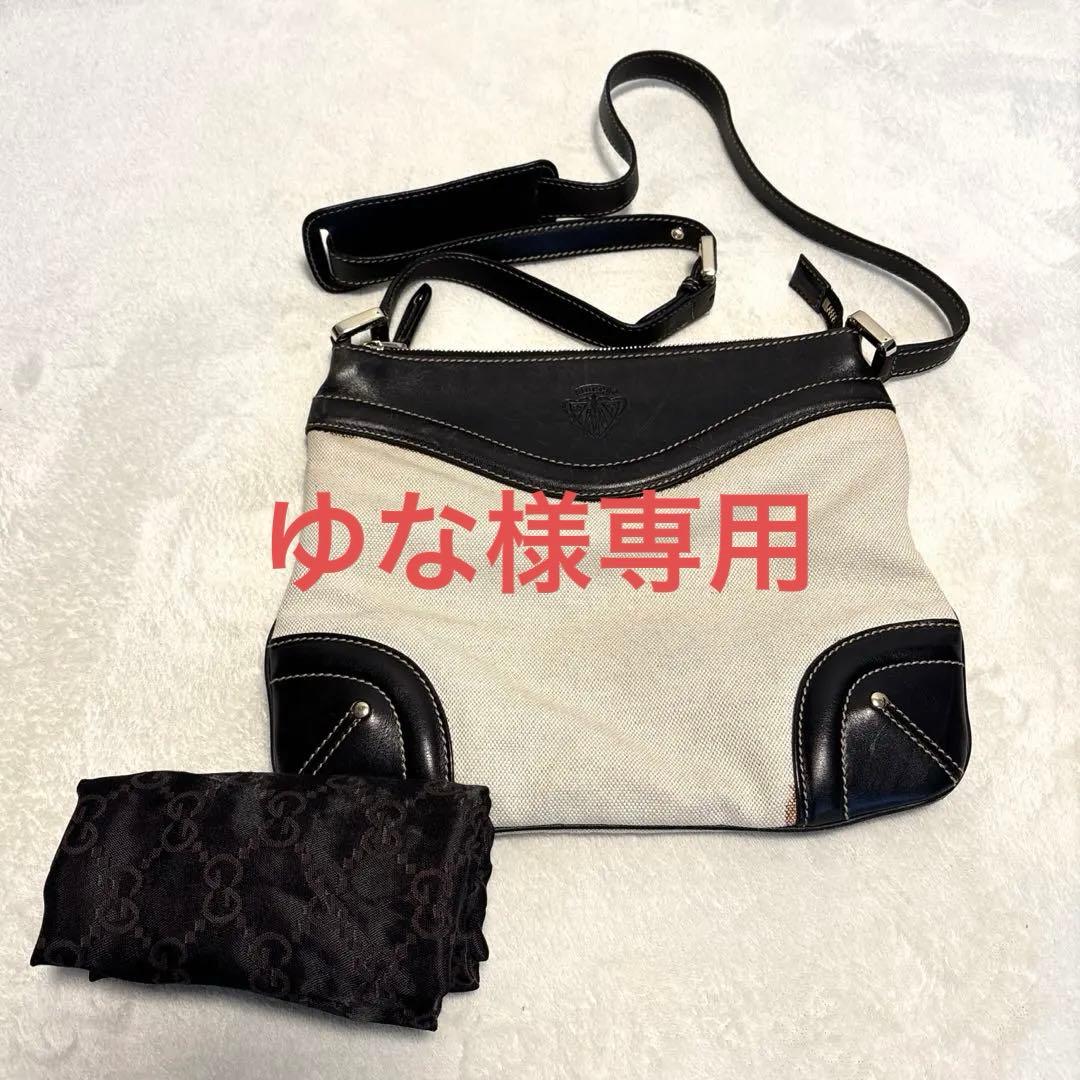 【希少】GUCCI ホワイトブラック　ショルダーバッグ