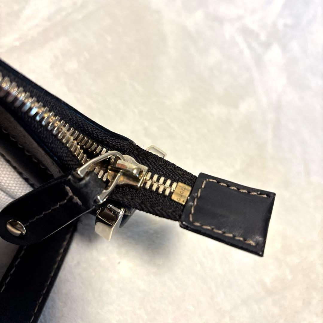 【希少】GUCCI ホワイトブラック　ショルダーバッグ