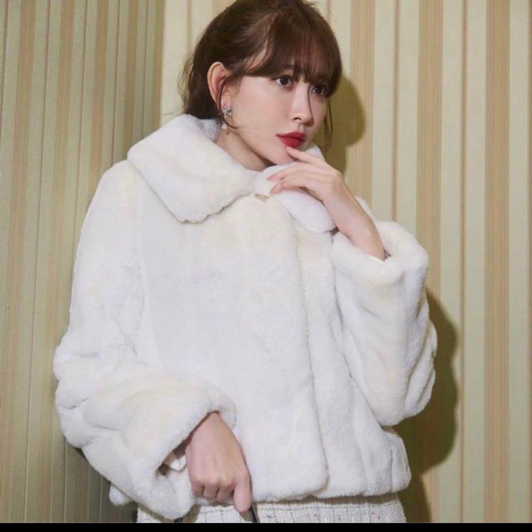 ジャケット・アウター herlipto Winter Love Faux Fur Coat