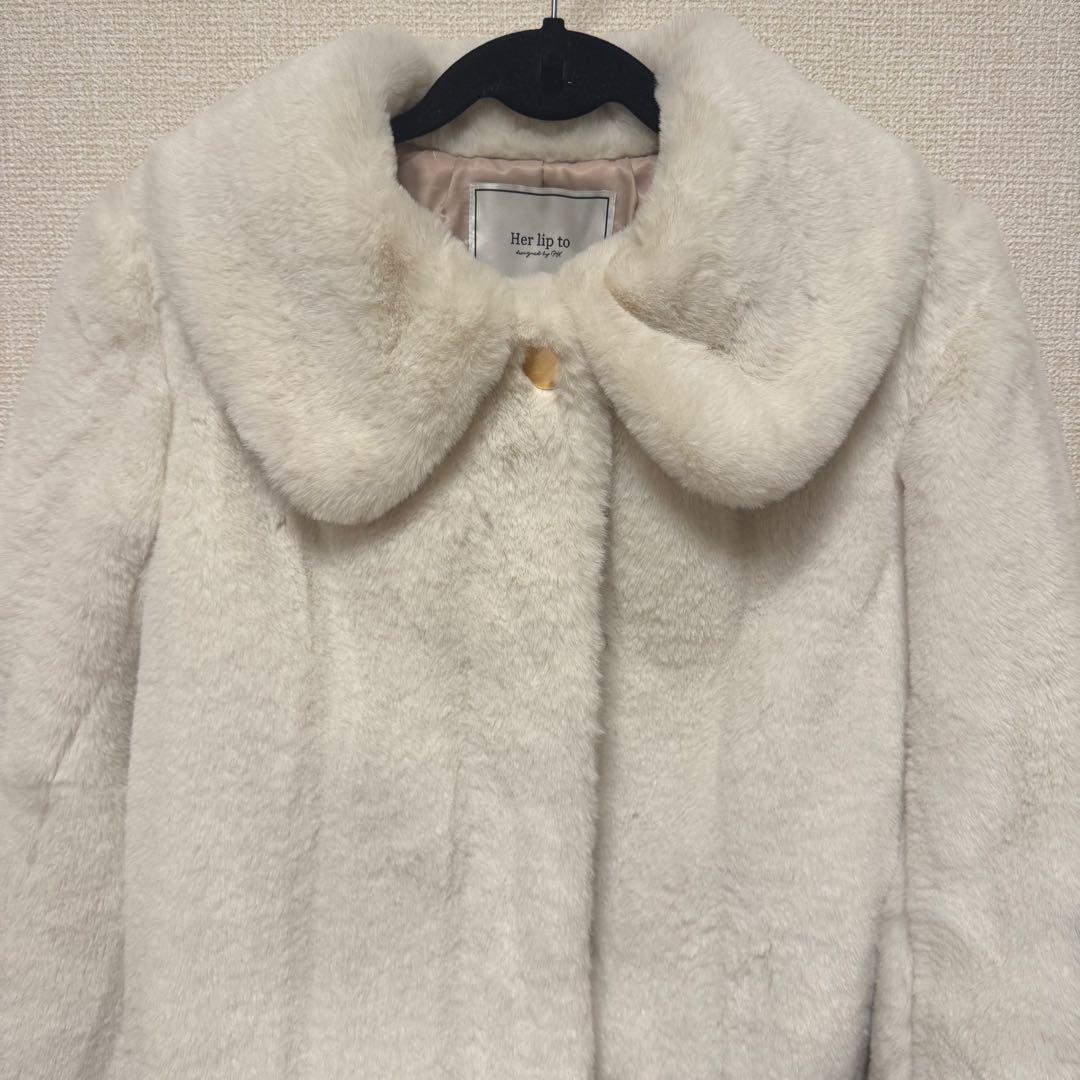 ジャケット・アウター herlipto Winter Love Faux Fur Coat