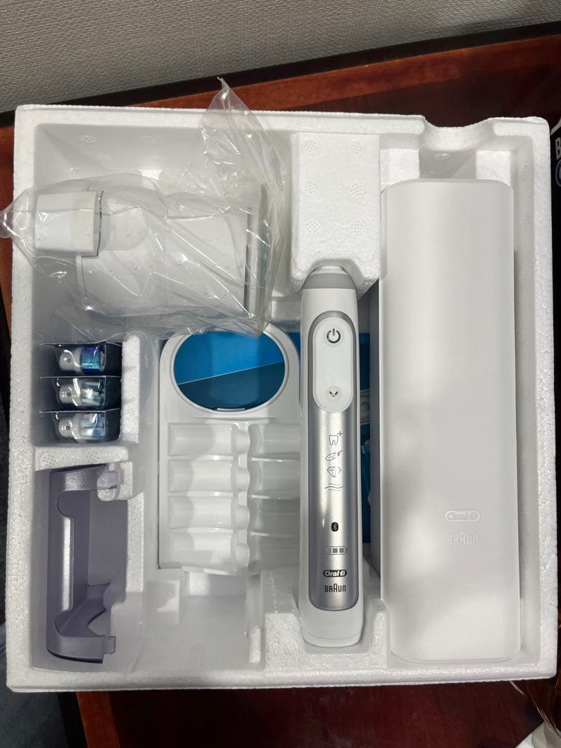 ブラウン　オーラB BRAUN Oral-B GENIUS 歯科専売品