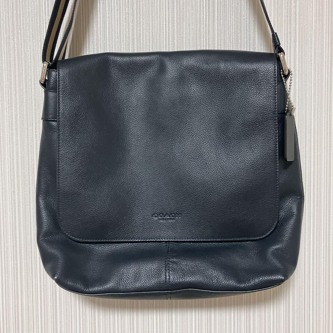 COACH ネイビーレザー ショルダーバッグ 美品 メンズ 斜め掛け