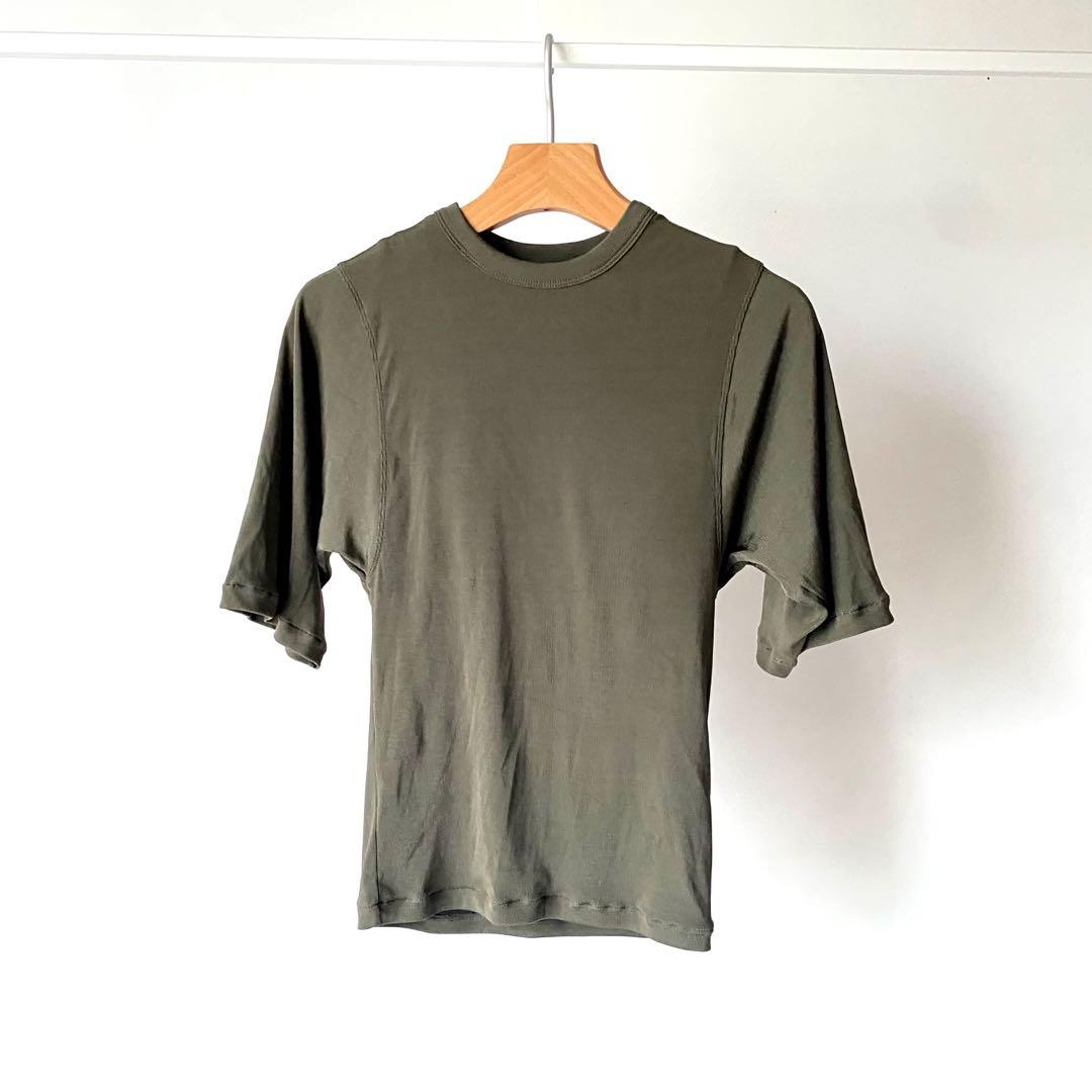 DÅWN No.4 CUP IN SHORT SLEEVES カーキ　トップス