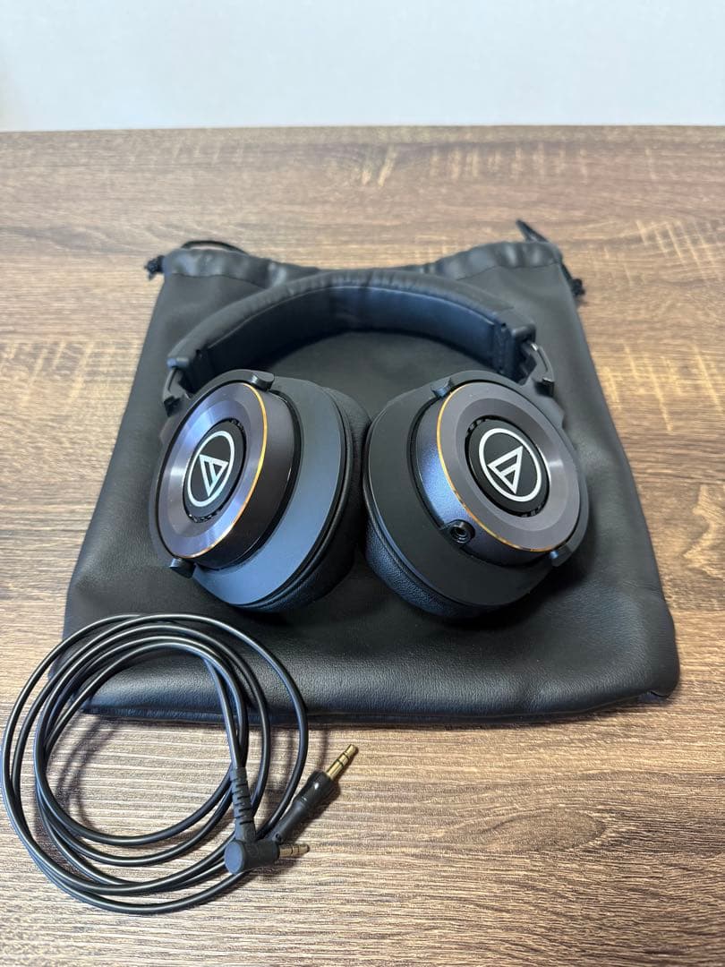 オーディオテクニカ ATH-WS1100ヘッドホン 有線 重低音ハイレゾ音源対応