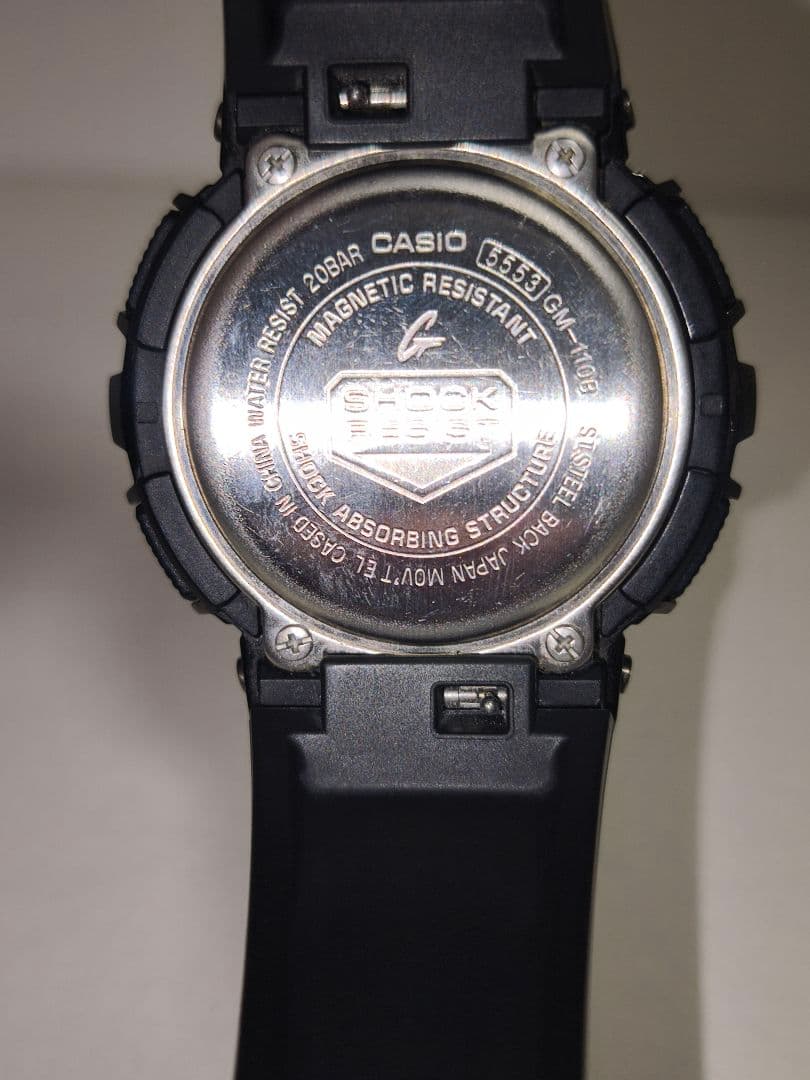 G-SHOCK GM-110B-1AJF 5553 メタルカバード マルチカラー