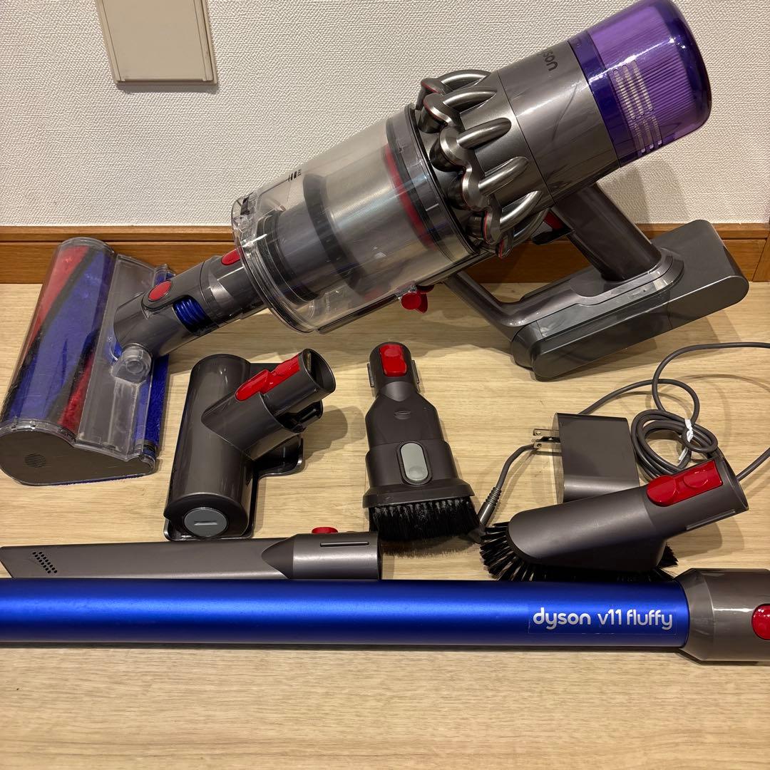 【分解清掃済動作品】ダイソン　SV15 V11 コードレスクリーナーセット　美品
