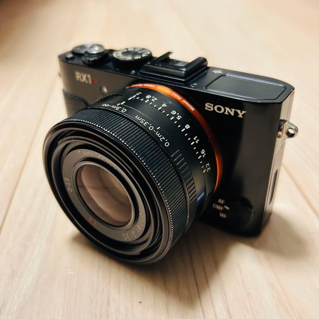 L*H様 SONY Cyber-shot DSC-RX1Rコンデジ バッテリー付