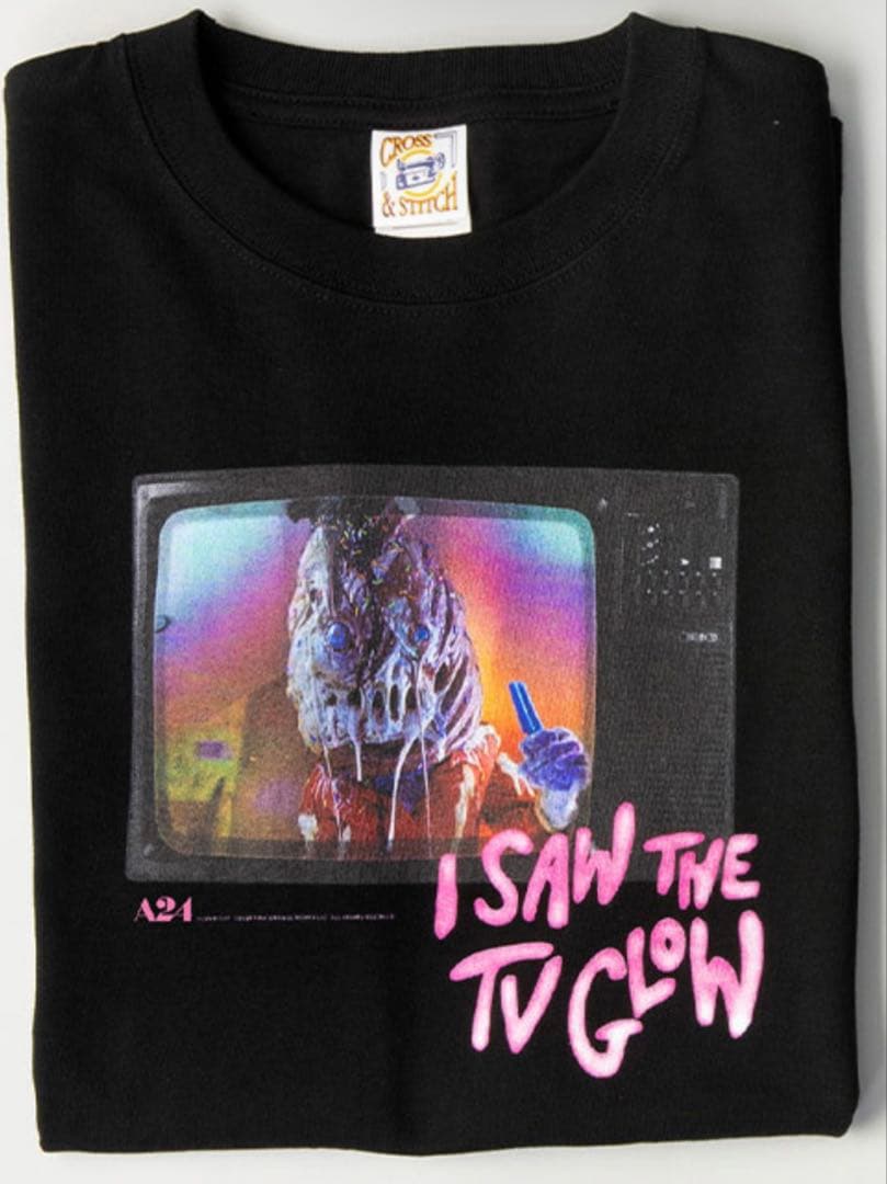 A24公認『テレビの中に入りたい』Tシャツ（アイスクリームマン）大島依堤亜