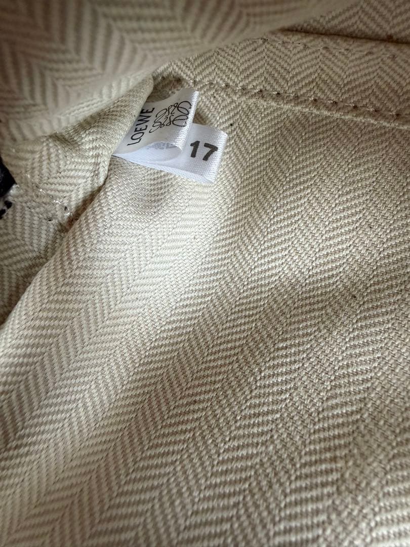 LOEWEカメラバッグ